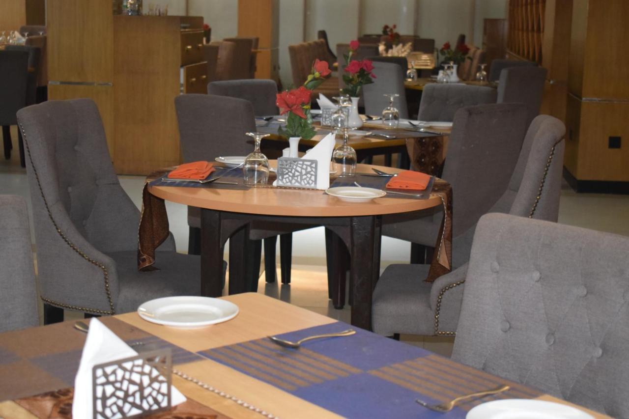 Momo Inn Bogra Zewnętrze zdjęcie